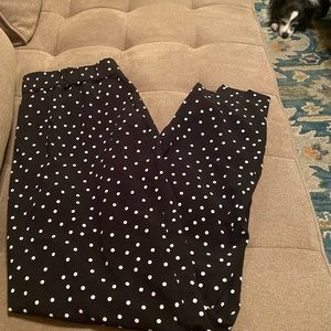 NWOT!  Ann Taylor Black and White Polka Dot Pull On Pants.  Size Medium Petite